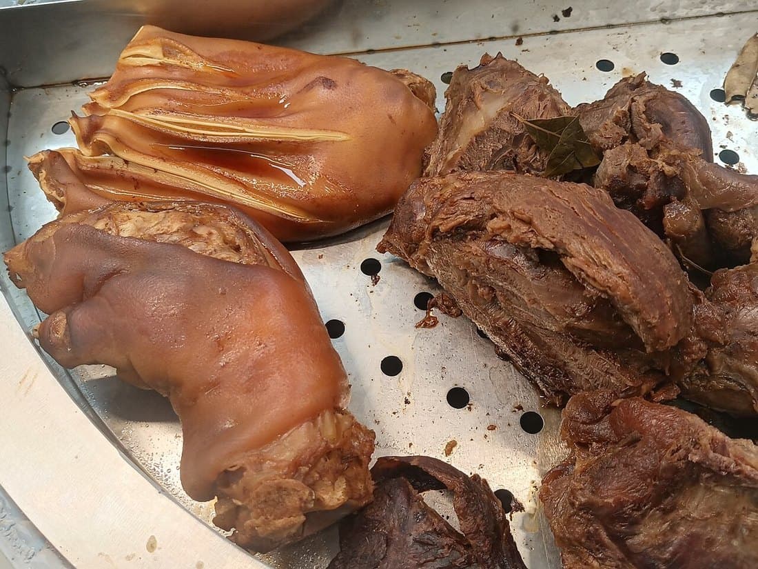 隆江豬腳（一隻）